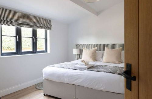 House & Annexe Sleeps 18 Heated Pool - Photo 55