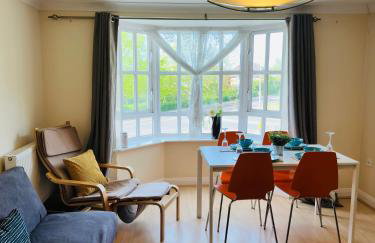 Homely & Stylish 2 Bedroom 6 Guests Parking Wi-Fi - Foto 48