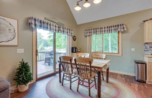 Peaceful Waterfront Cabin on Tittabawassee River! - Foto 7