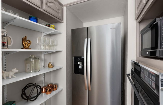 Fun 6BR Home with Private Theater & Pool - Photo 14