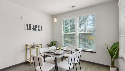 3BR King Bed Balcony North Raleigh - Foto 3