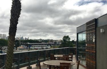 Estudio moderno com linda vista para a Serra - Foto 23