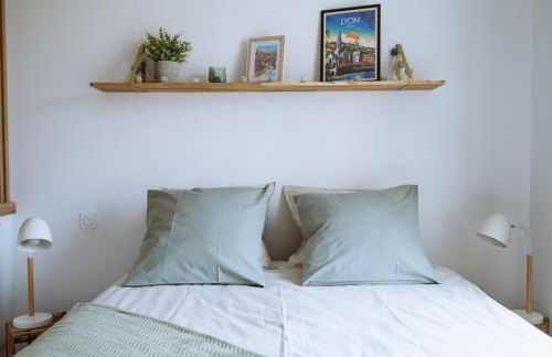 Superbe studio rénové proche Métro avec garage - Foto 3