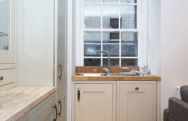 JOIVY Newly Refurbished Apartment on the Historic Royal Mile - Foto 11