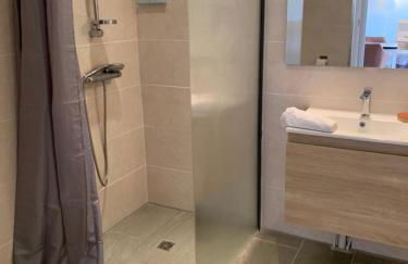 Le Café Crème jardin parking - Foto 2