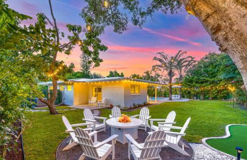 Heated Pool- MiniGolf- Fire Pit- Game Room- 1mi to Beach - Foto 6