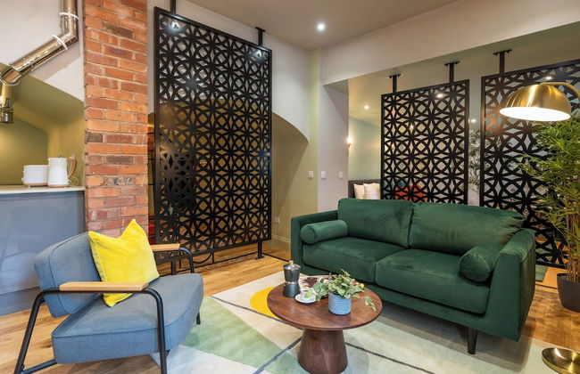 Commandery Vaults - Foto 2