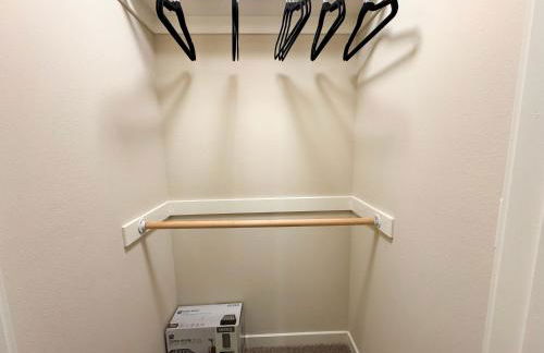 Stylish 1 Bedroom Apartment in LA with Free Parking - 10 Minutes away from Ceders Sinai - Foto 3