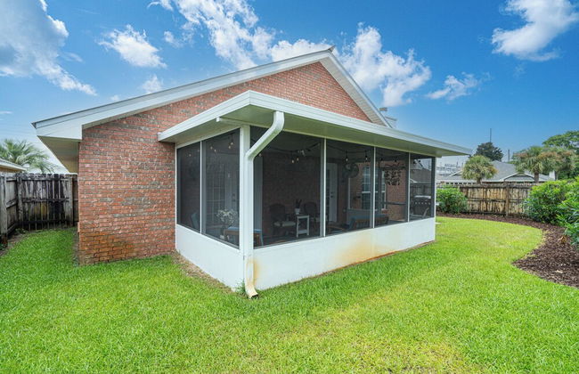 Renovated Home Near Beach and Shopping - Foto 45