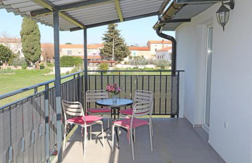 Apolo Apartments - Pool & Garden Retreat - Foto 50