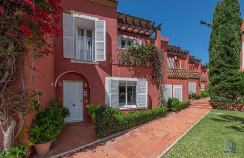 Las Dunas de Marbella - Beachfront 3 Bed Townhouses - Photo 8