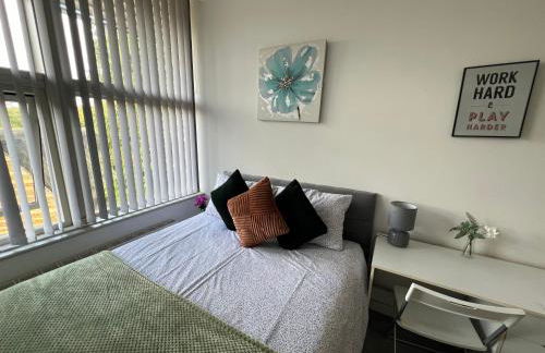 3 Bedroom Flat in Town Centre Wellingborough - Photo 3