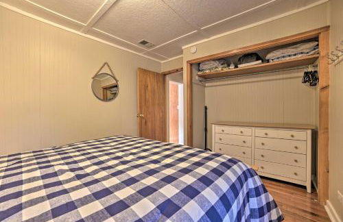 Fireplace! Waterfront Gem Near Leelanau Wine Trail - Foto 15