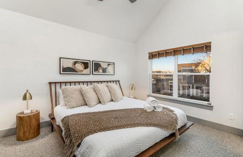 Old Town North Jewel! Near Breweries and River! - Foto 35