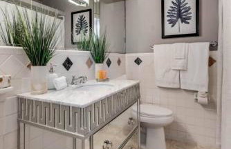 Contemporary Dallas 2BR Condo Patio & Pool - Foto 17