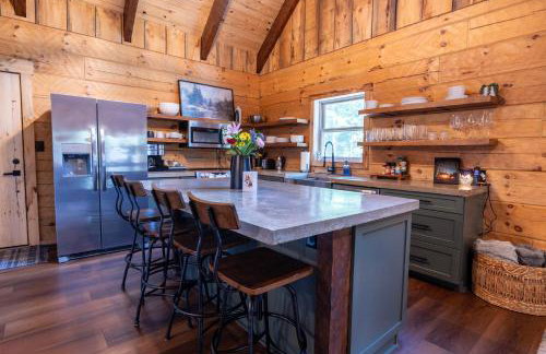 Foxhole Cabin, New custom log cabin in Shenandoah Valley - Photo 47