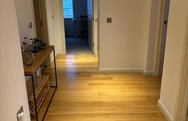 Executive Level Quartermile two Bedroom Apartment - Extremely Central - Foto 17