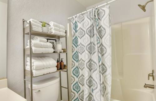 10 Min TO DT Asheville, Apartment Incl - Foto 42