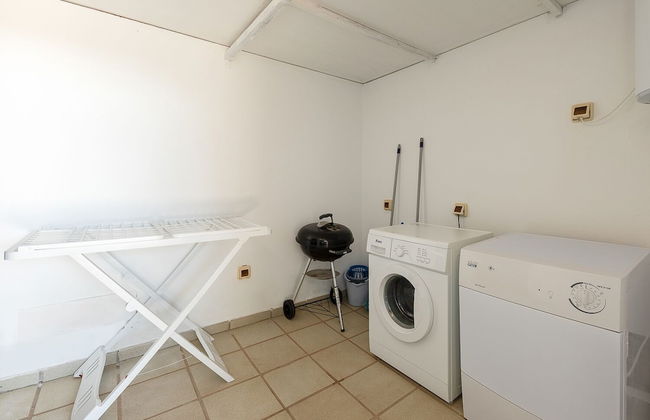 Camelot ​Holiday Homes by LIVVO - Foto 12