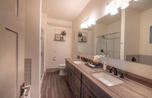 Sugar Loaf Haven by KABINO Huge Views Garage Fishing Snowmobile - Foto 30