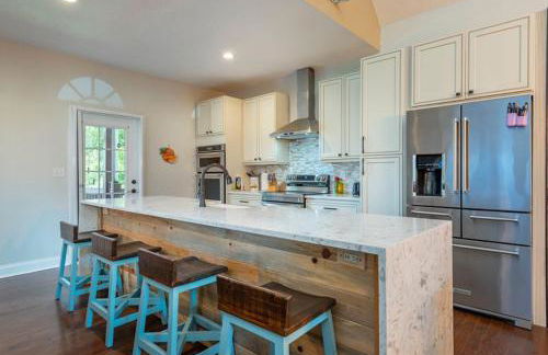 Funtastic Retreat! PS5, View, Goats, Hot Tub, Karaoke - Foto 10