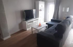 Almería Centro- Piso Reformado, Exterior, WiFi, a 1 minuto de Puerta Purchena - Foto 3