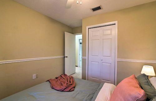 Grand Valrico Home with Deck, Fire Pit and Yard! - Foto 25