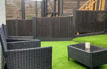 Charming 2-Bedroom Maisonette - Foto 3