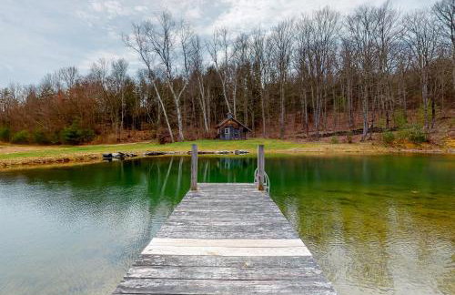 Bluebell Lake Retreat - Photo 2