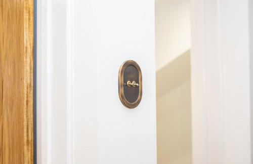 Gloucester-Beautiful 4 Bedroom Cottage-Sleeps 8-Free Parking-Fast Wi-Fi-Work or Leisure - Foto 82