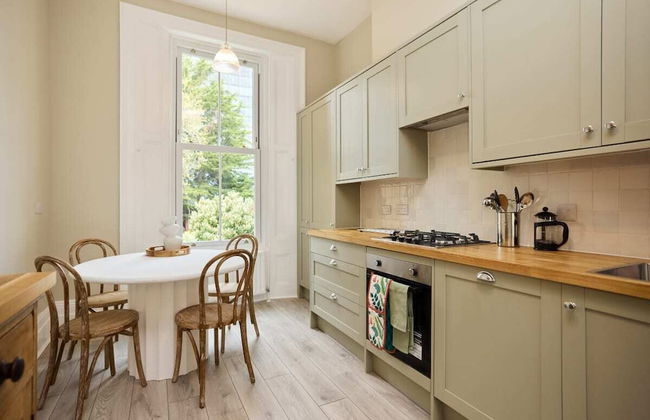 The Earl's Court Hideout - Lovely 4bdr House With Garden - Foto 7