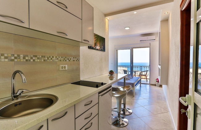 MarBok Apartments with SeaView - Photo 12