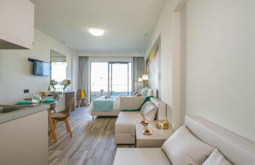 Incognito Creta Luxury Suites and More - Photo 54