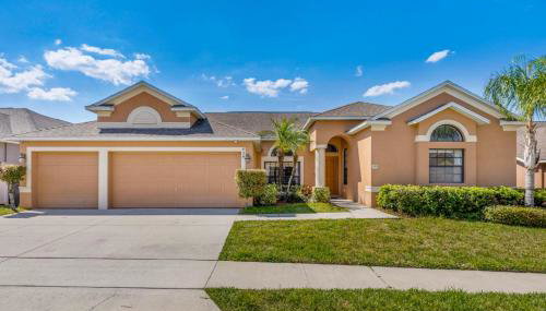 Orlando Retreat 5BR Pool and Spa Villa with Games Room and Mickey Themed Room - Foto 5