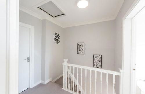 4 Bedroom Home - Contractor Ready - 2 Mins to Town CM7 - Foto 42