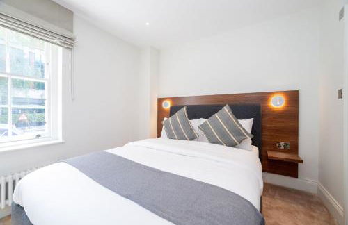 The Heart of Westminster - Photo 19