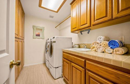 Spacious Beautiful Home with Stunning Bay Views - Foto 60