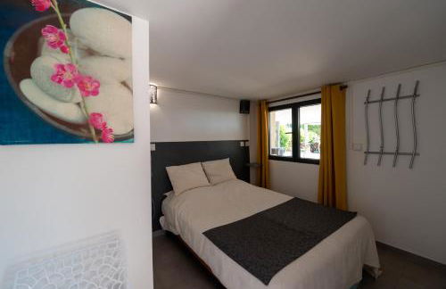 SUPERBE VILLA VUE MER JUSQU'A 14 COUCHAGES La LONDE LES MAURES Entre HYERES et Le LAVANDOU 4 Etoiles PISCINE CHAUFFEE - Foto 41