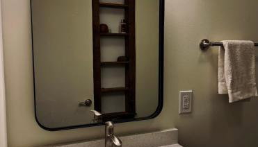 Chic Dunes Cottage with HOT TUB near Warren Dunes - Foto 4