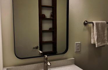 Chic Dunes Cottage with HOT TUB near Warren Dunes - Foto 4