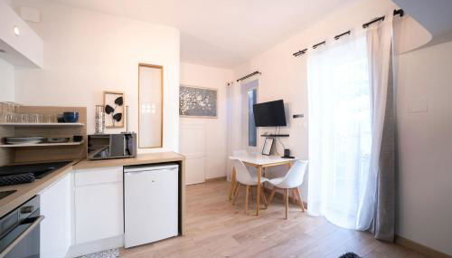 10 Charmant studio proche gare et centre - Foto 3