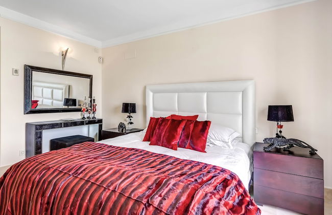 YOLO Spaces – Sotogrande Marina Boutique Apartment - Foto 2