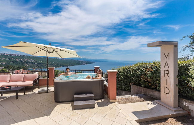 Luxury Three-bedroom Apartment With Amazing Overlook at the sea - Foto 54