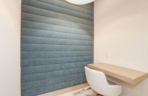 Stylish 2BR Haven - Minutes from DC & Airport - Foto 48