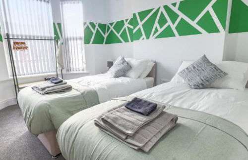 Contractor Luxury Home - Long Stays - 4 Bedrooms - Sleep 8 - Zip & Link Beds - Ultra Fast WiFi - Free Parking - Foto 28