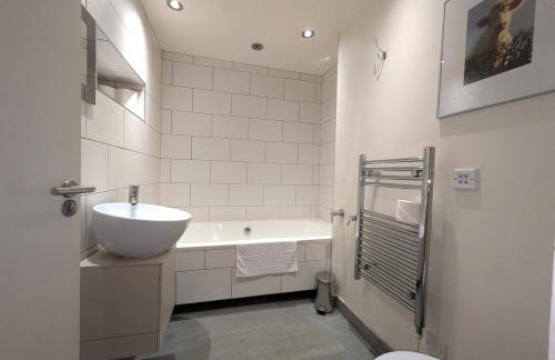 The Coach House at Durhamhill with llamas & games room mini cinema - Foto 37