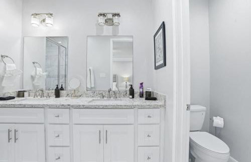 O22B Southwest Houston 1BR King Bed Pet Friendly Fast WiFi - Foto 20