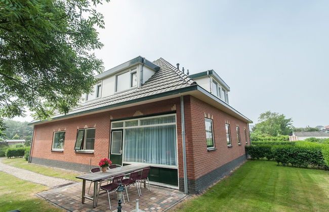 Apartment in a Quiet, Rural Area, not far From the Centre - Photo 1