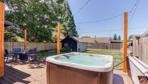 Modern 2 Bedroom Farmhouse Cottage with Hot Tub in Snohomish - Foto 3