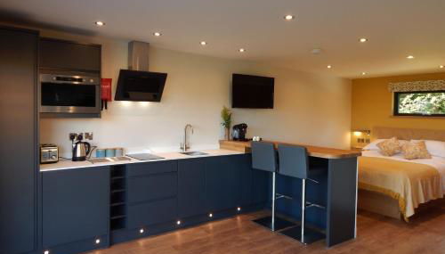 The Lodges at Thornbrook - Photo 2